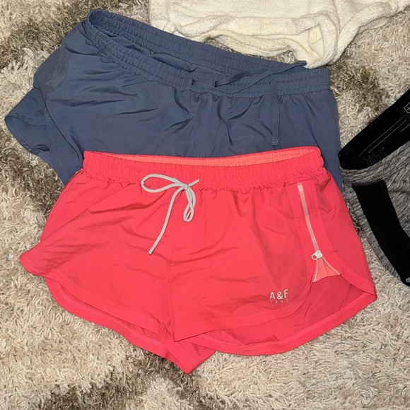 A&f bundle 7 shorts 1 leggings small - Picture 2 of 5